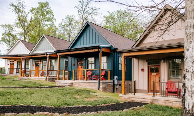 Jasper Cabin | Azalea & Blackberry Cabins
