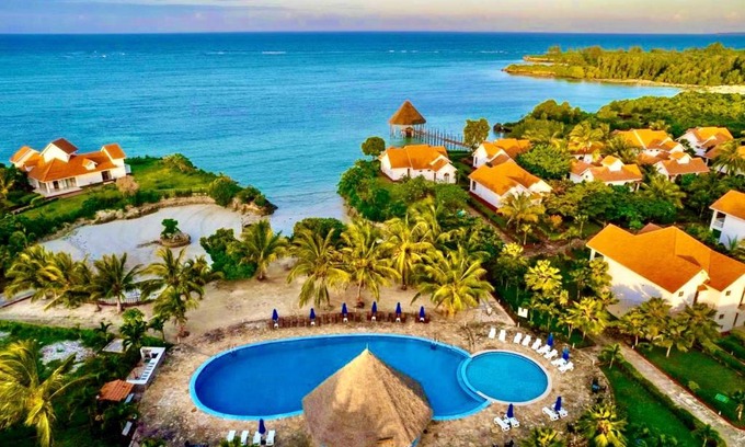 Pongwe Hotel | Azao Resort & Spa