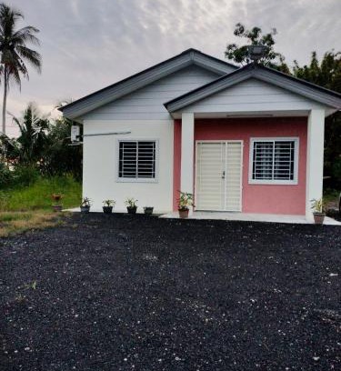 Sungai Besar House | AZK HOMESTAY