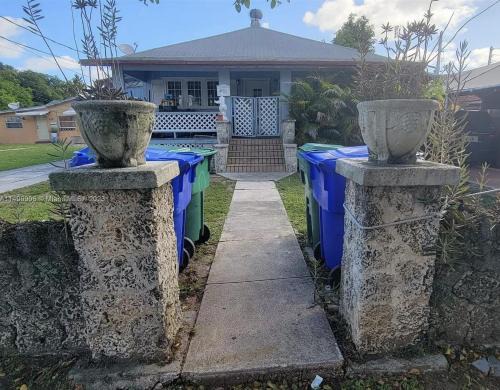 Little Havana House | Azucar Miami