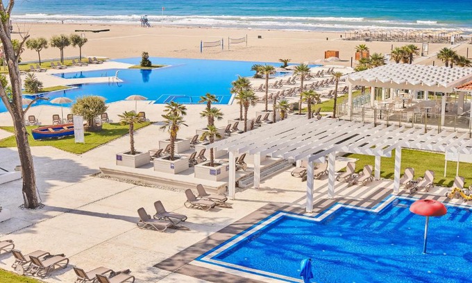 Ulcinj Hotel | Azul Beach Resort Montenegro by Karisma - All Inclusive