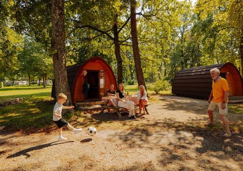 Am Auwaldsee Resort | AZUR Waldcamping Auwaldsee