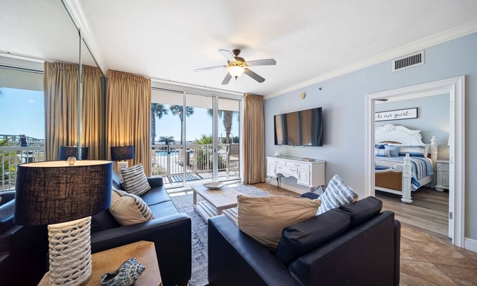 Fort Walton Beach Condo | Azure 107 ~ 3 Bedrooms ~ Sleeps 10 ~ Ground Floor Location
