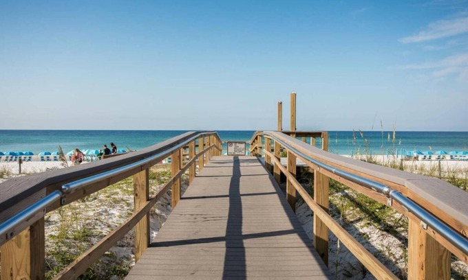 Fort Walton Beach Condo | Azure 601 Luxury Top Floor Corner Unit, Ocean Front Private Balcony Free Beach Service