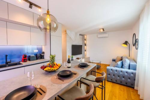 Metkovic Apartment | Azure apartment
