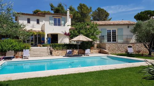 Valbonne Bed & Breakfast | Azurea