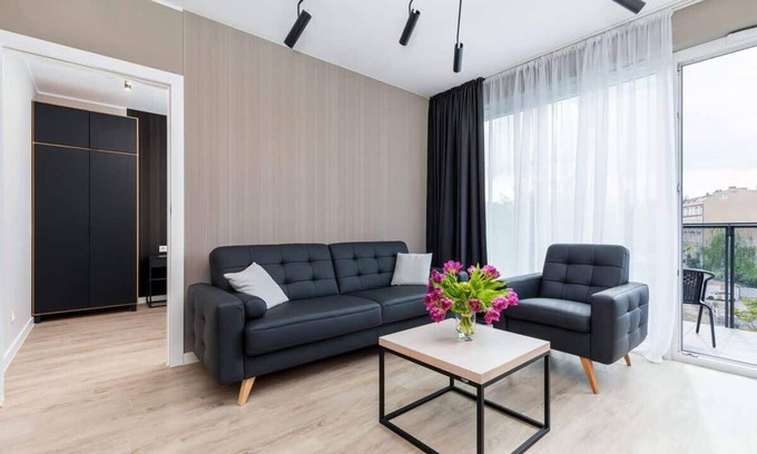 Poznan City Center Apartment | Bóżnicza 2 | Classic Apartment | Balcony | Garage