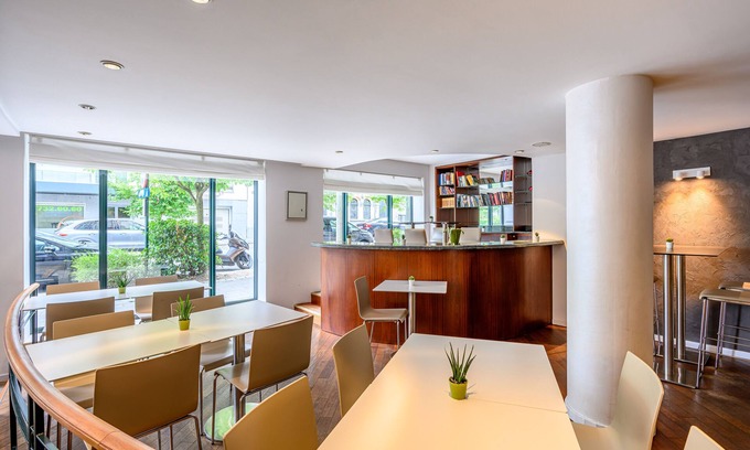 Wijk van de Squares Hotel | B-aparthotel Ambiorix