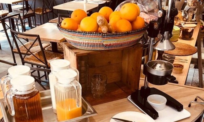 Onze-Lieve-Vrouw-ter-Sneeuw Hotel | B-aparthotel Regent
