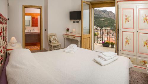 Villagrande Strisaili Bed & Breakfast | B&B Aria Ona