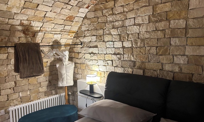 Old Town Bed & Breakfast | B&B Bari Vecchia R. separate entrance, private bathroom, .