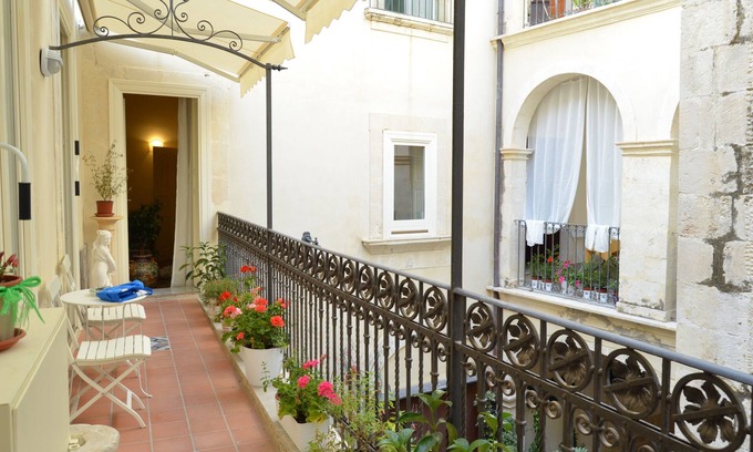 Ortigia Bed & Breakfast | B&B Casa D'Alleri Triple Room