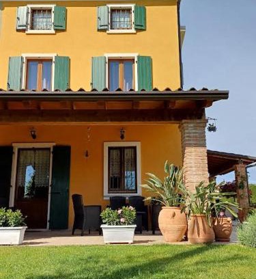 Piovezzano Bed & Breakfast | B&B Civico 61