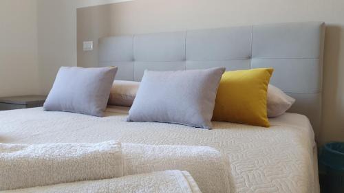 Sarroch Bed & Breakfast | B&B Dea Madre
