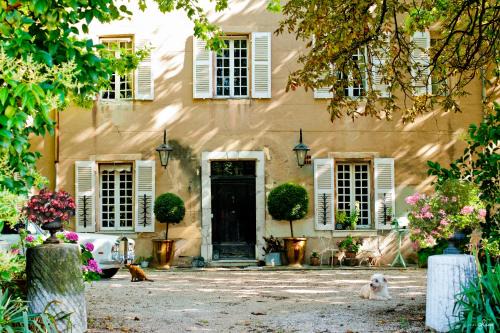 Brignoles Bed & Breakfast | B&B Domaine Le Clos du Pavillon "Authenticité et Ressourcement garantis"