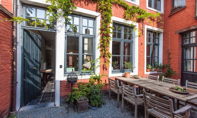 Ghent Bed & Breakfast | B&B DoOr10