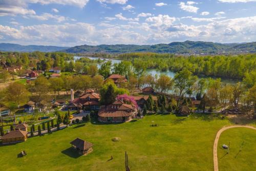 Banja Koviljaca Bed & Breakfast | B&B Etno Village Sunčana Reka