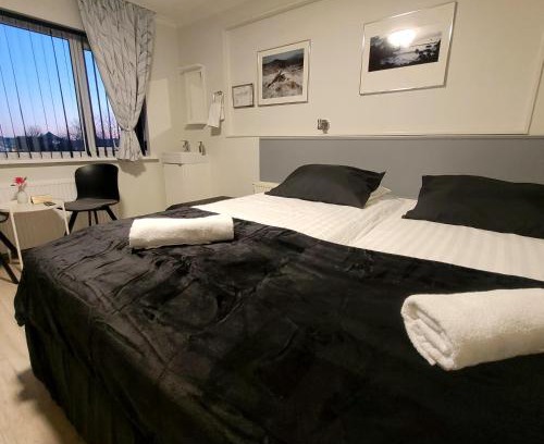 Innri-Njarthvik Bed & Breakfast | B&B Guesthouse - Bed and Breakfast Keflavik Centre