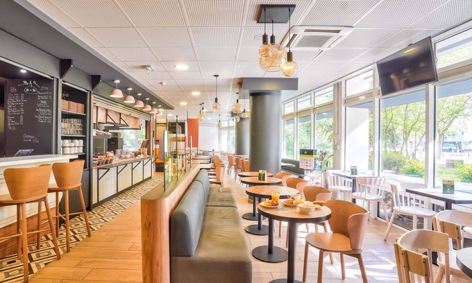 Malakoff Hotel | B&B HOTEL Paris Malakoff Parc des Expositions