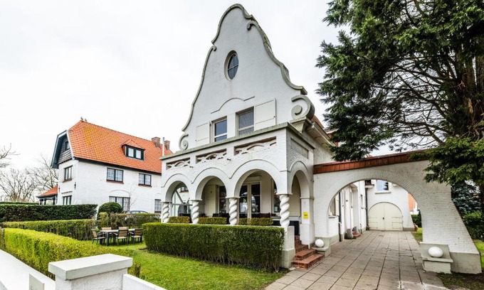 De Haan Bed & Breakfast | B&B Maison Rabelais
