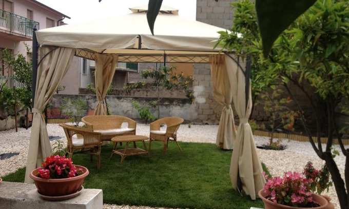 Oliena Bed & Breakfast | b&b Mundè