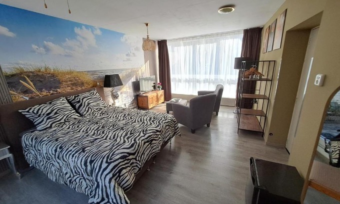 Bingelrade Bed & Breakfast | B&B Uit de Kunst Anna Paulowna