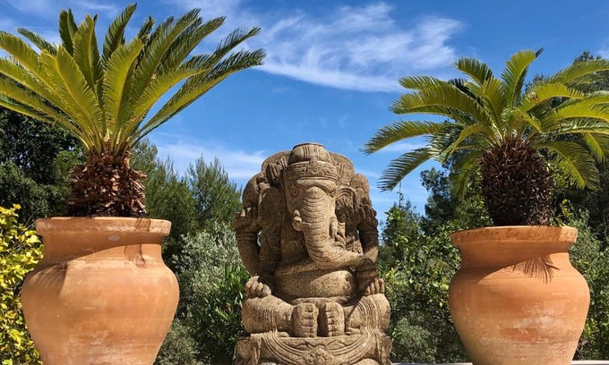 Le Rouret Bed & Breakfast | B&B Villa Ganesh