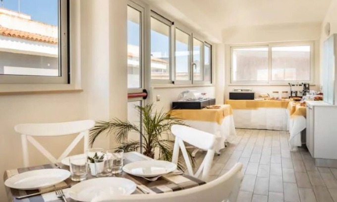 Avola Bed & Breakfast | B&B with double, triple rooms and vacation home 50 meters from the sea