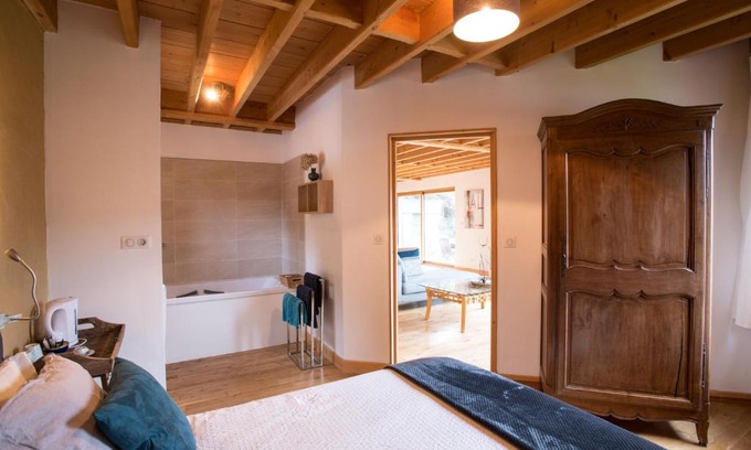 Etretat Bed & Breakfast | B&B Wood Cottage