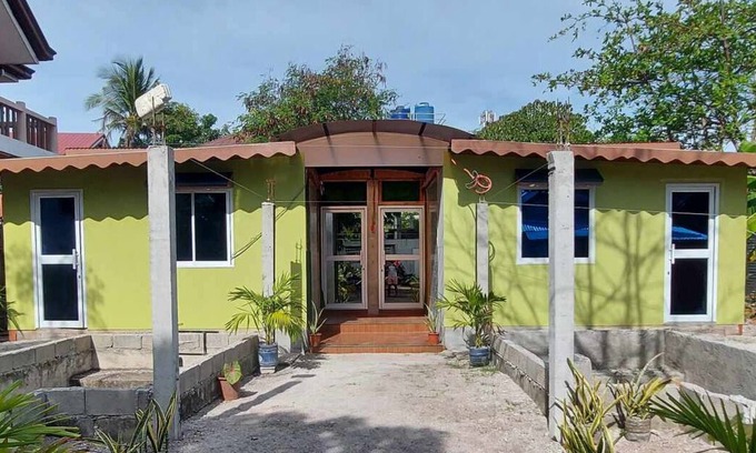 Logon Hostel | B&F Travellers Inn