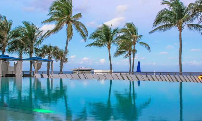 Central Beach Resort | B Ocean Resort Fort Lauderdale Beach