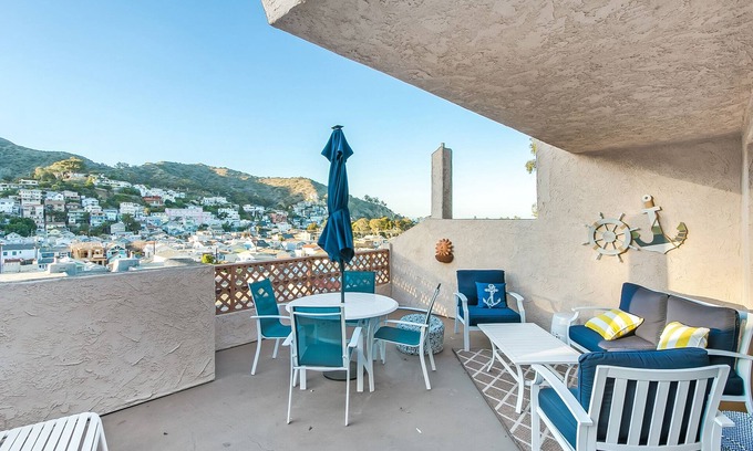 Avalon Condo | B41: Cozy Condo, Private Balcony, Hillside and Harbor Views, POOL