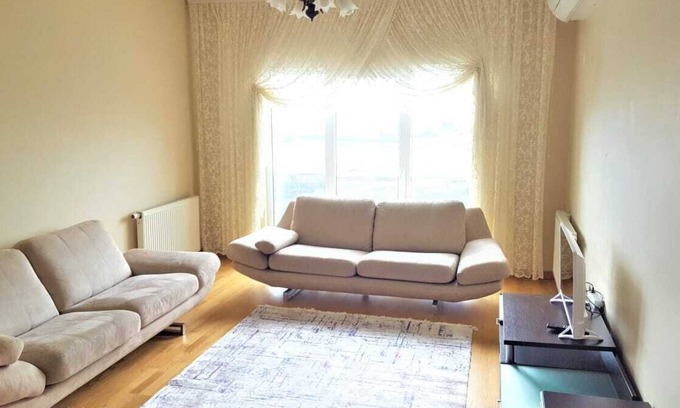 Basaksehir Apartment | Başakşehir Metrokent 2+1 Secure Flat w/View/Pool/GYM/AirCond