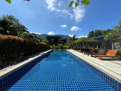 Ko Lanta Resort | BAAN CHAINARONG