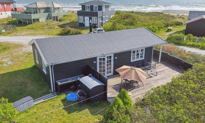 Grena Strand House | "Baarde" - 60m from the sea by Interhome