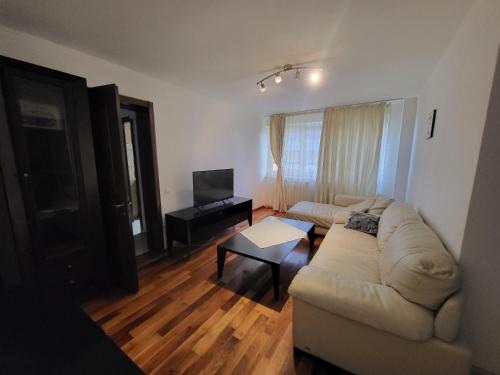 Sector 3 Apartment | Baba Novac Apartment