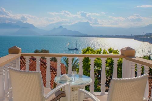 Kaleici House | Bacchus Pension