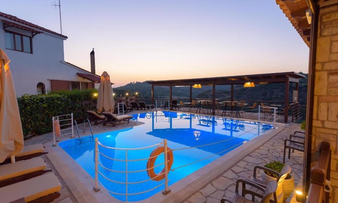 Archea Pissa Villa | Bacchus Villa
