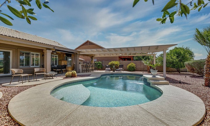 Palm Valley House | Backyard Luxury with Private Pool and Hot Tub on Golf Course