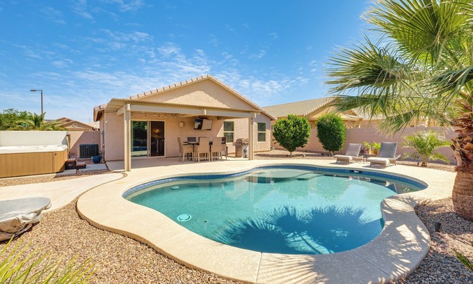 San Tan Valley House | Backyard Oasis: Updated San Tan Valley Escape