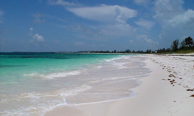Double Bay House | Bahamas Castaway - Great Oceanfront Family Vacation Home on Double Bay - Private