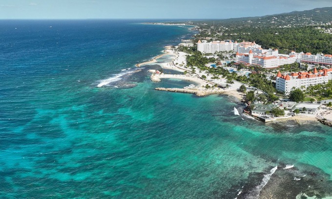 Runaway Bay Resort | Bahia Principe Luxury Runaway Bay - Adults Only - All Inclusive