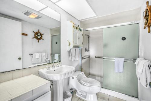 Avalon House | Bahia Vista A23