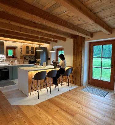 Mezzano Ski Chalet | Baita Villa Fedai
