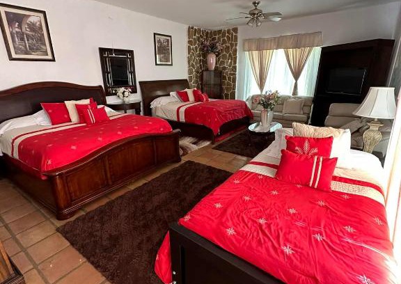 Ensenada Bed & Breakfast | Baja best rooms