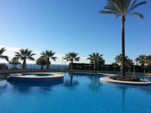 Orihuela Costa Apartment | Bajo con jardin WIFI junto al mar