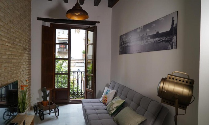 Santa Cruz Apartment | Balcón Giralda Center & Sweet