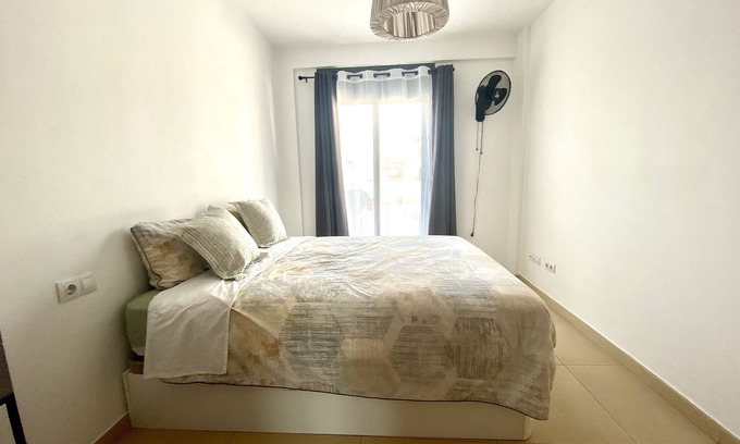 Terrassa Condo | Balcón y Tranquilidad