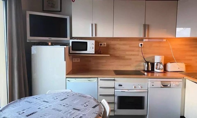Eclose-Est Apartment | Balcons Residence D'huez - EYE QUARTIER ELSE APARTMENT