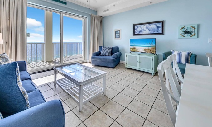 Long Beach Condo | ☀️Balcony-Pool-3BR Ocean Ritz 1902☀️